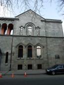 2009 р. Права частина фасаду по вул.…