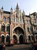 2009 р. Центральна частина головного…