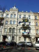 2009 р. Фасад по вул. І.Франка (ліва…