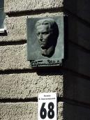 Меморіальна дошка О.Антоненку-Давидовичу