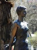 Півпостать