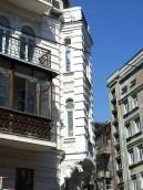 2009 р. Наріжний еркер