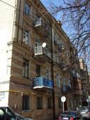 2009 р. Головний фасад у ракурсі