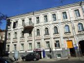 2009 р. Головний фасад (ліва частина)