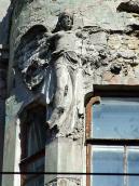 Ліва постать