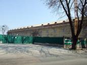 2009 р. Ліва частина західного фасаду.…