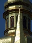 Ліхтар з іконами святителів