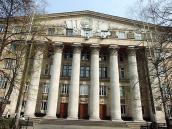 2009 р. Центральна частина головного…