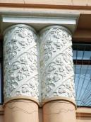 Капітелі колон