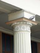 Капітель колони