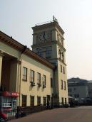 Фрагмент фасаду з баштою