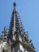 Намет правої башти