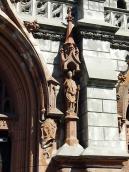 Права фігура святителя