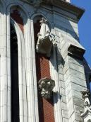 Місце для скульптури (праве)