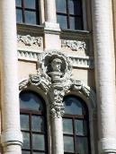 Тимпан 3-го поверху