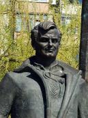 Півпостать