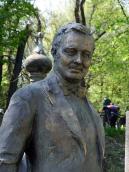 Півпостать