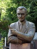 Півпостать