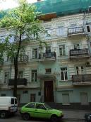 Житловий будинок з історією (№ 13)