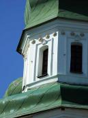 Барабан верху вівтаря