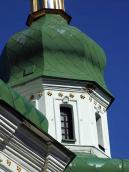 Барабан верху вівтаря