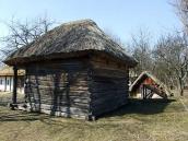 2011 р. Комора і льох