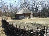 Клуня і город