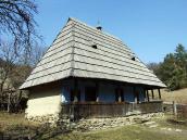 2011 р. Загальний вигляд з боку двора