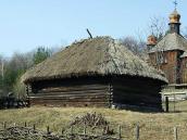 Хлів-повітка із с.Пристроми