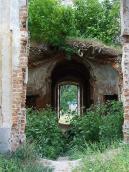 2011 р. Пролом у стіні біля стику з…