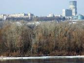 Площа Слави на тлі колосального…