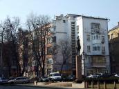 Будинок (№ 3 / Золотоворітська, 2)