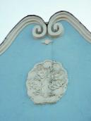 Рельєф на фронтоні