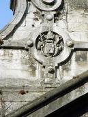 Герб в круглому медальйоні