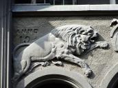 Лівий рельєф лева