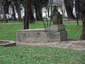 Невідома могила 1