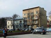 2012 р. Будинки № 7 (ліворуч) та 9…