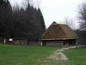 2012 р. Льох та хата