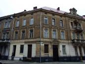 2012 р. Ліва частина головного фасаду