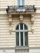 Вікно 1-го поверху