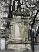 Пілон брами