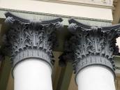 Корінфські капітелі колон