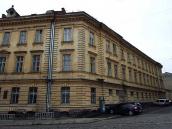 Фасад по вул. Брюллова