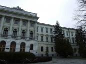 Права частина головного фасаду