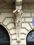 Скульптурна консоль балкону