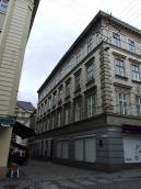 Фасад по вул. Староєврейській