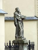 2012 р. Постать у профіль