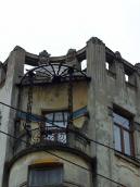 Наріжний балкон 4-го поверху