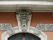 Лук вікна 1-го поверху