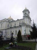 Нава і дзвіниця костелу